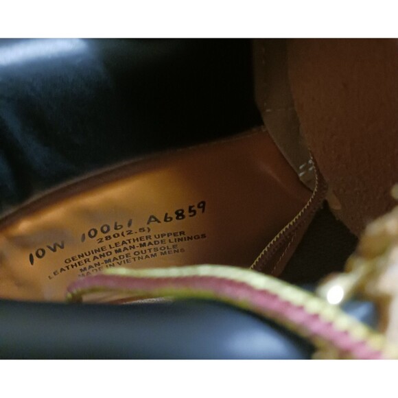 Timberland (Boots)-(Suede)-(Brown)-(Size 10)-(Pre-owned)-(New Condition)-$110 - Picture 6 of 6